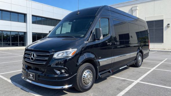 10 passenger sprinter van charlotte