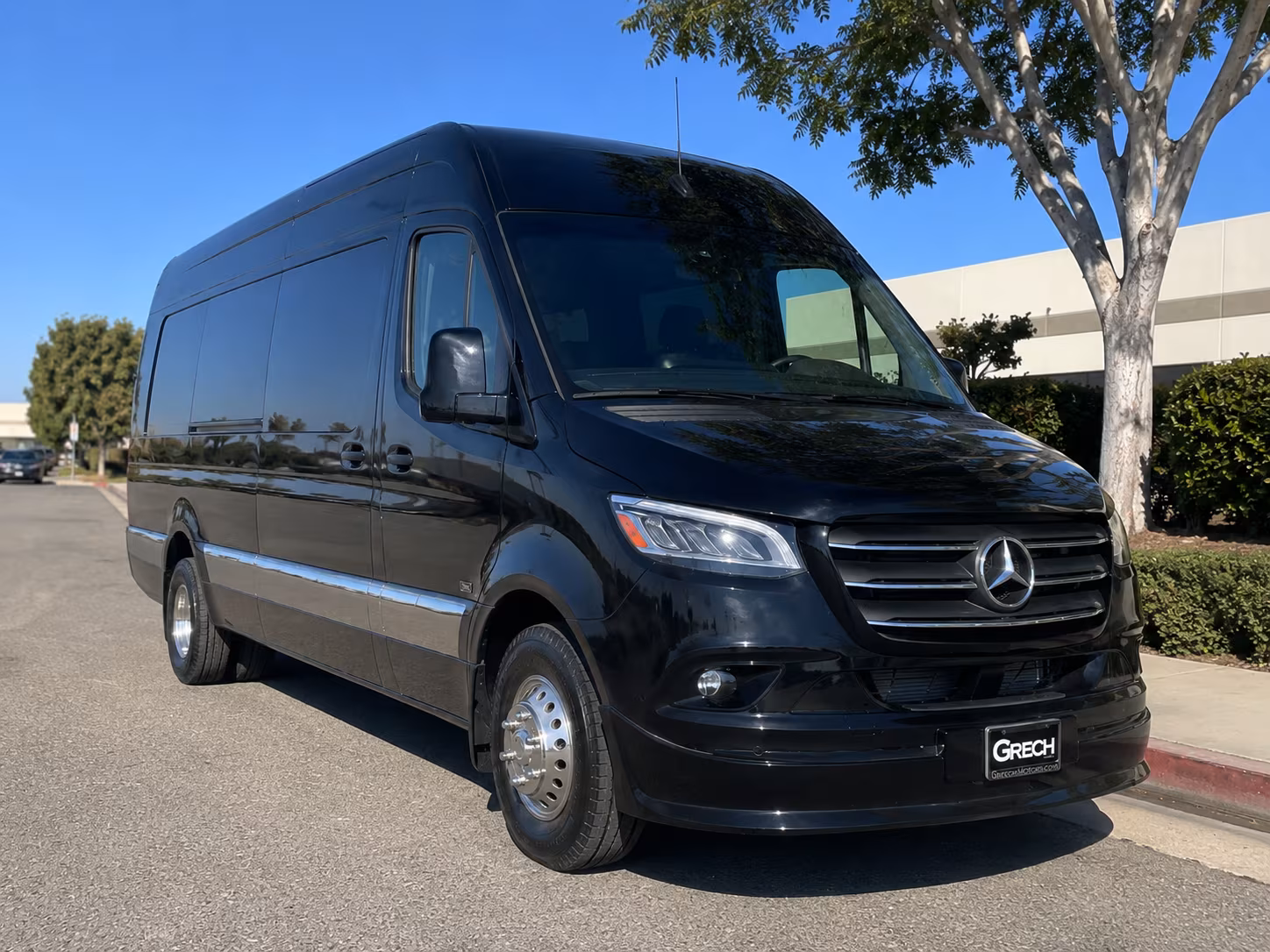 find the perfect transportation for your next private event 4