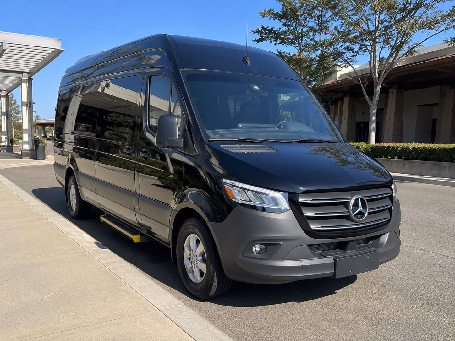 find the perfect transportation for your next wedding 1