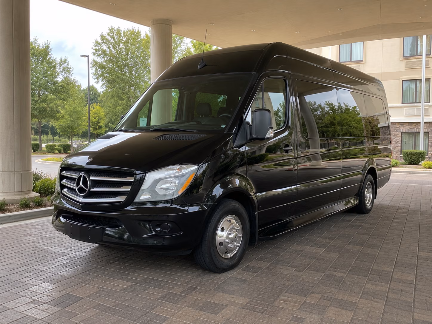 find the perfect transportation for your next wedding 4