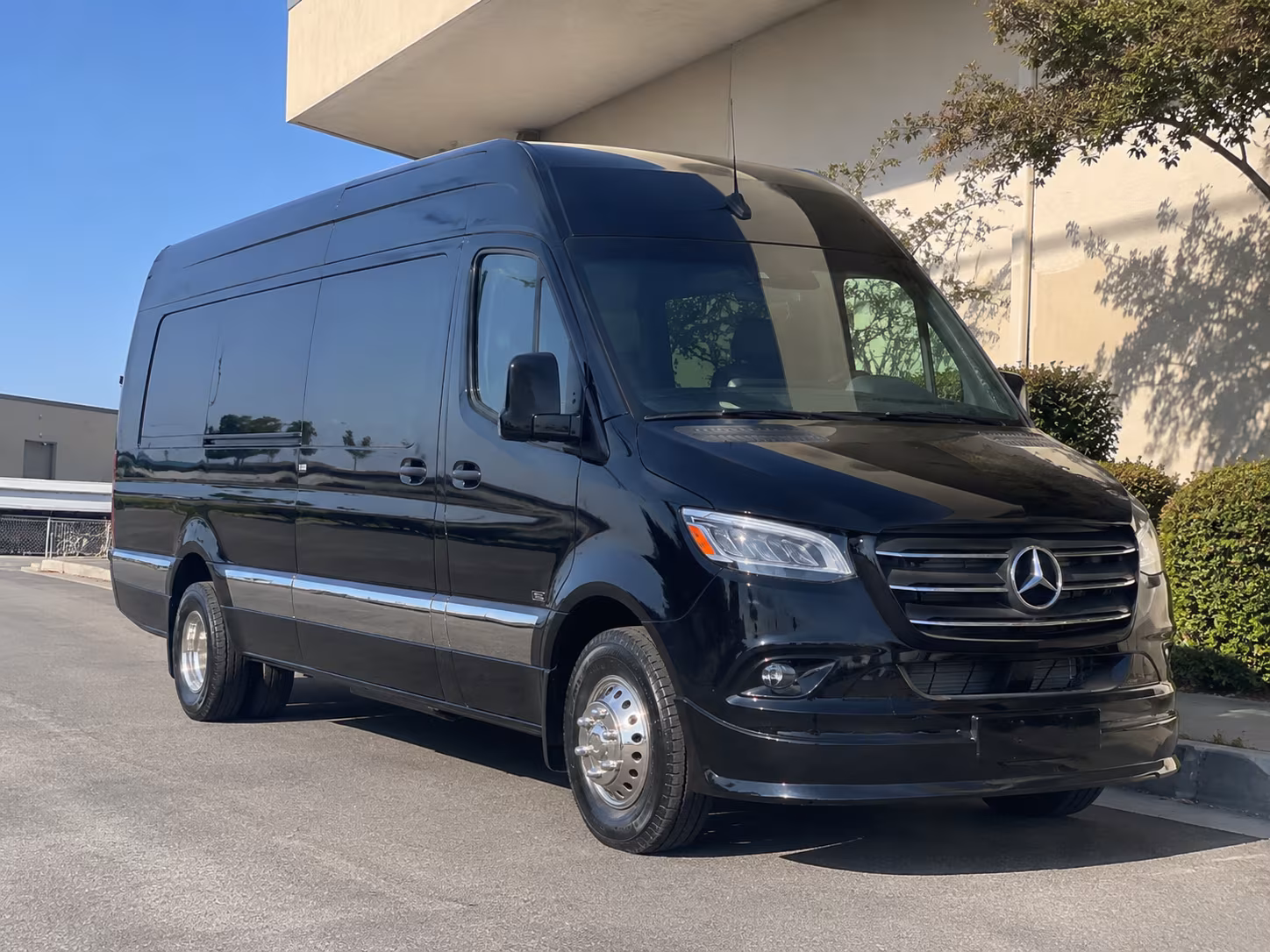find the perfect transportation for your next wine tour 2